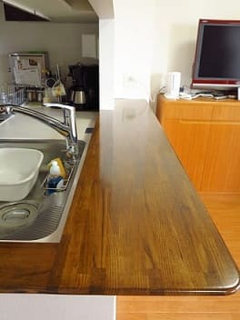 キッチンカウンター再塗装、松戸市、仕上げ