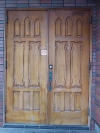 木製玄関ドア塗装工事前