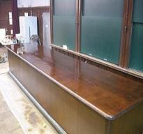 東京大学、教壇、塗装仕上げ